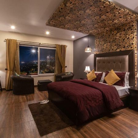 Nirvana Lodge And Lounge Массури Экстерьер фото