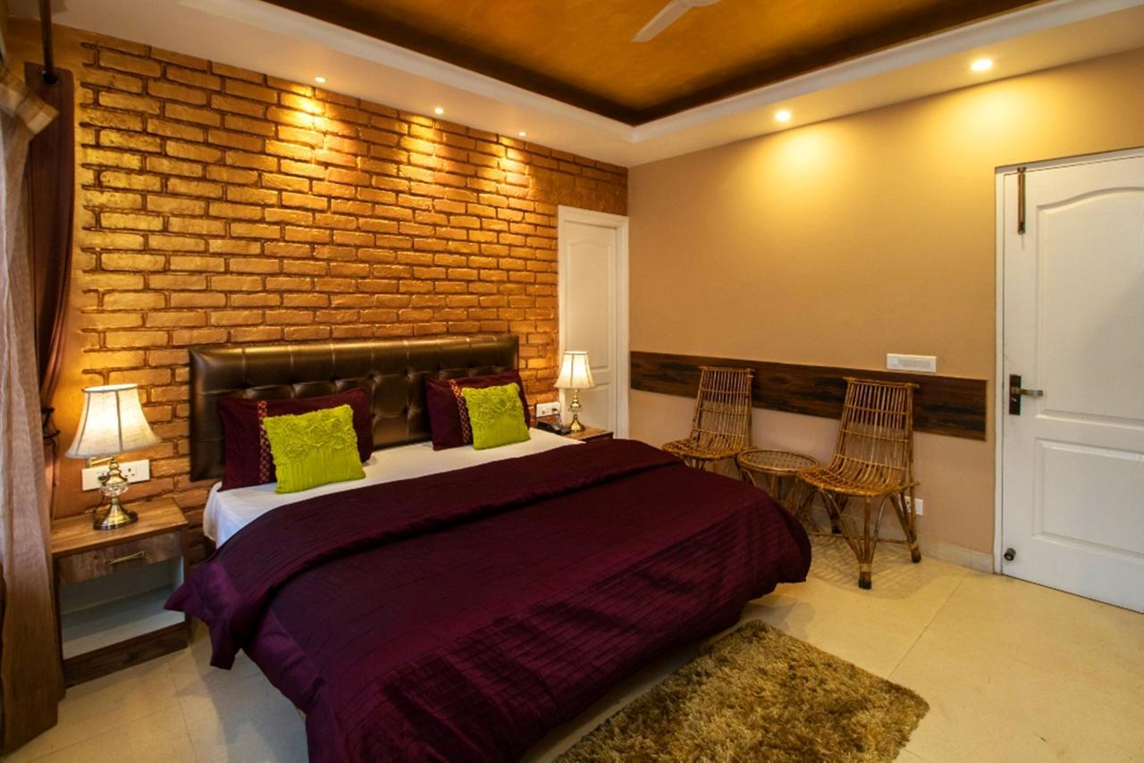 Nirvana Lodge And Lounge Массури Экстерьер фото