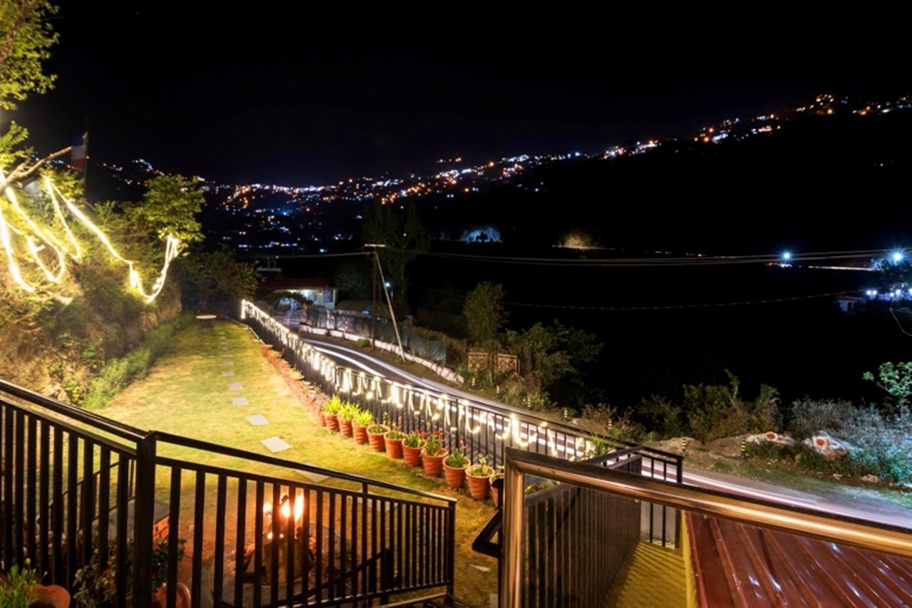 Nirvana Lodge And Lounge Массури Экстерьер фото
